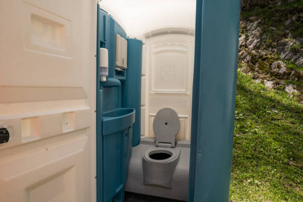 Best Emergency porta potty rental  in Dallesport, WA